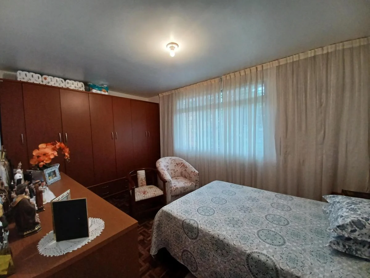 🏡 CASA 4 QUARTOS À VENDA | CAPÃO RASO - miniatura 7